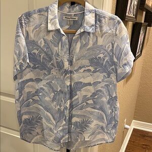Tommy Bahama Light Blue Tropical Linen Women’s blouse